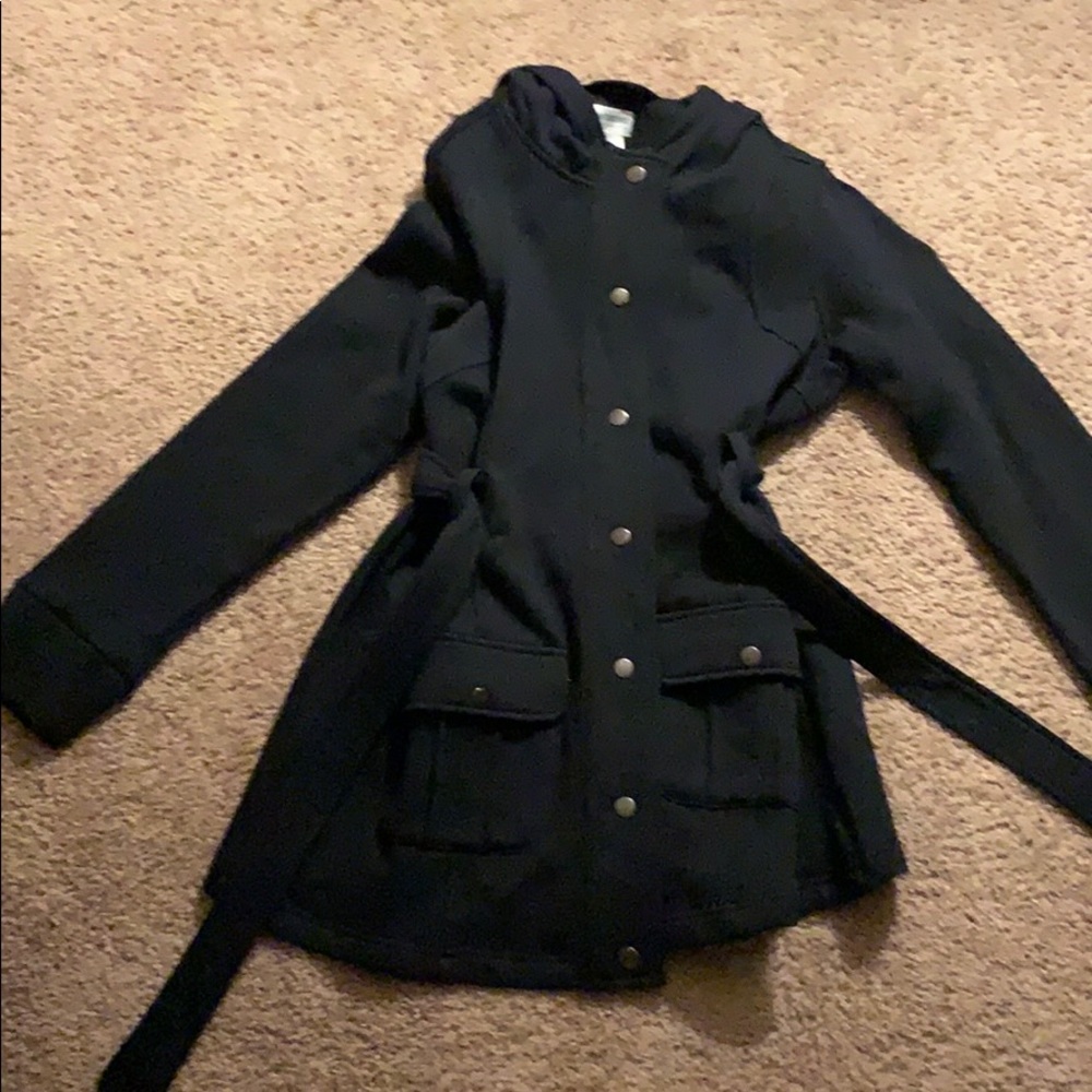 Small maternity light trench